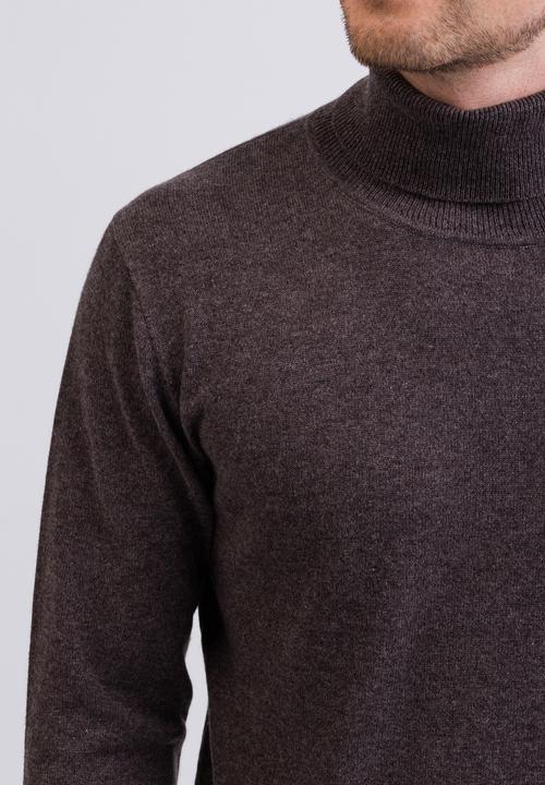 Actual product image Cash-Mere Cashmere Turtleneck Sweater (M)