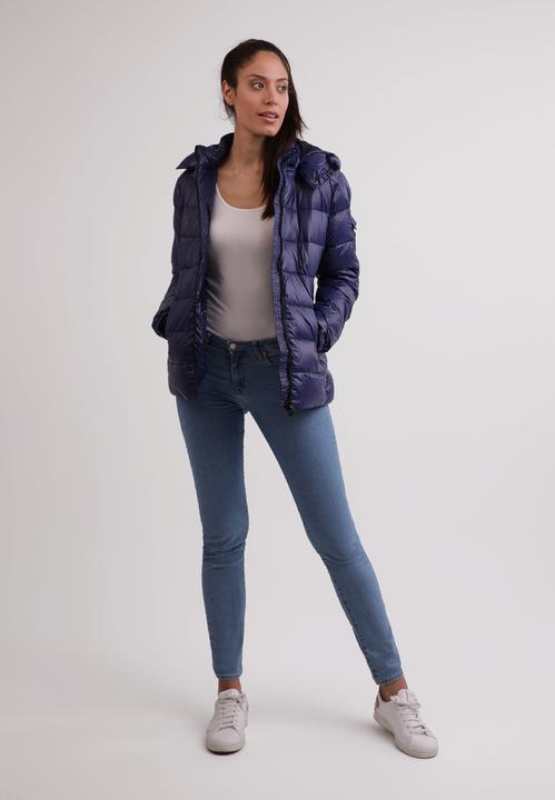 Actual product image Cash-Mere Daunenjacke mit Kapuze und Kaschmirfutter in glänzender Optik (L)