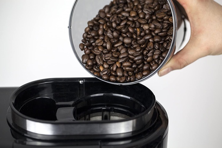 Immagine prodotto Caso Caffettiera dal design compatto con macinino