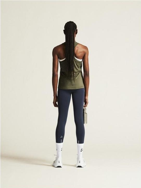 Actual product image Craft Women's Adv Essence Singlet 2 (M)