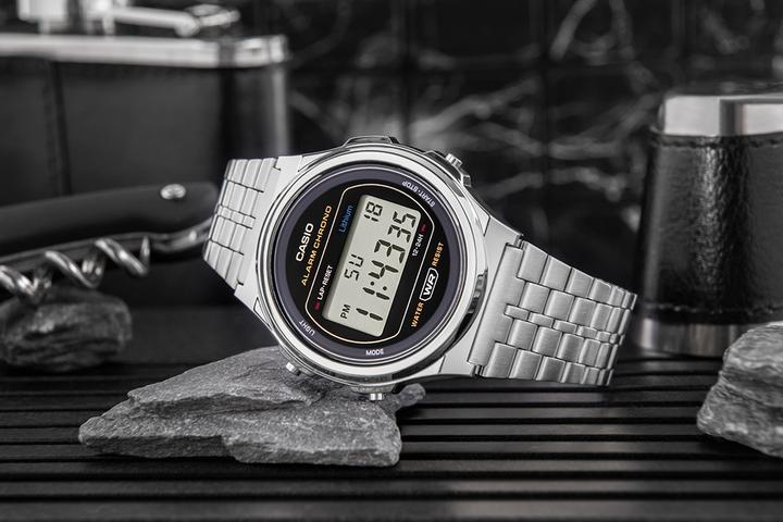 Produktbild Casio Herrenuhr A171WE-1ADF + BOX