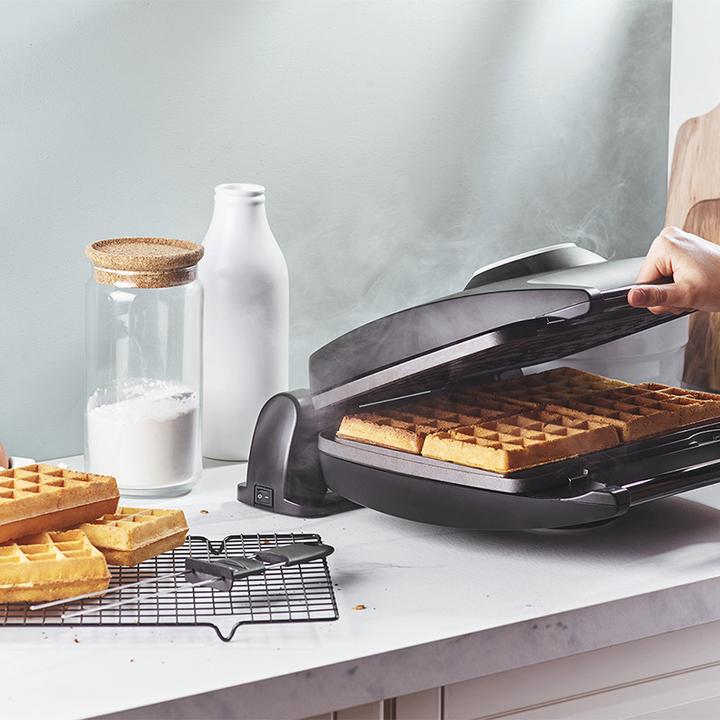 Actual product image Lagrange Waffle iron with 4 waffles