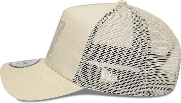 Produktbild New Era A-Frame Mesh Trucker Cap - TONAL PATCH beige (One Size)