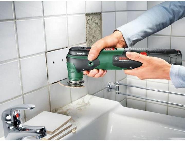 Produktbild Bosch Home & Garden UniversalMulti 12