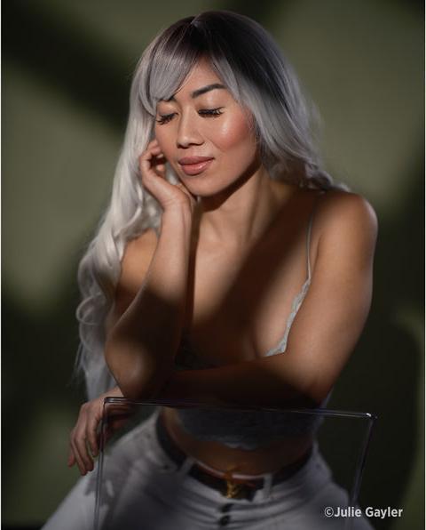 Produktbild Westcott Wrinkle Resistant Backdrop Light Moss Green (9' x 20') (609.60 cm)