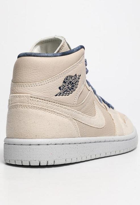 Actual product image Jordan 259680 (39)