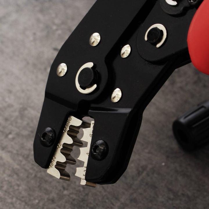 Produktbild Quadrios 23T056 23T056 Crimpzange 2.5 bis 6 mm² (190 mm)