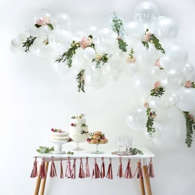 Produktbild Ginger Ray Bogen aus Luftballons Weiss (70x)