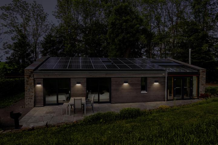 Immagine prodotto Ledvance Endura Style IP65 Parete Ilja Grigio Scuro (330 lm, IP65)