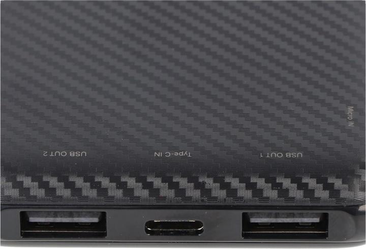 Image du produit XCell Powerbank X10000 d'une capacité de 10 000 mAh, design épuré, écran LED