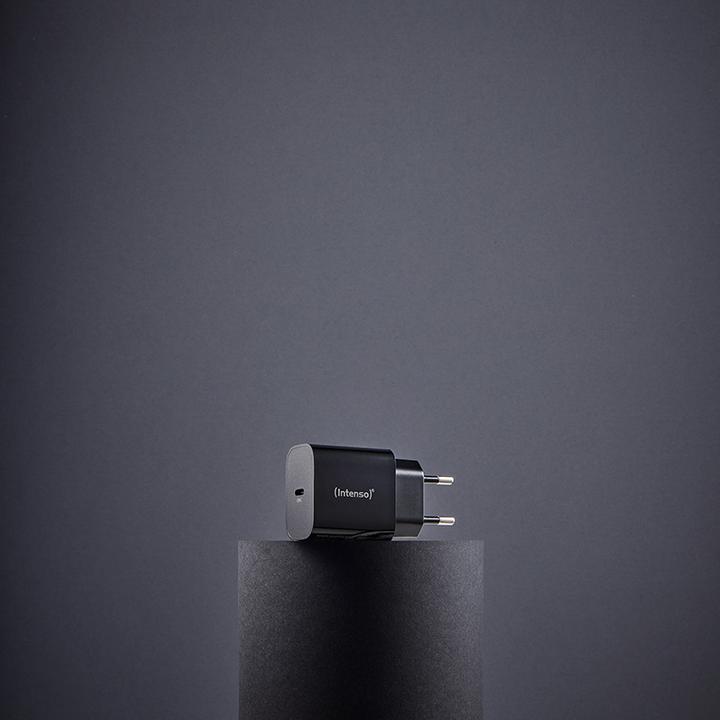 Produktbild Intenso Power Adapter W20C, 20W, USB-C Anschluss, für iPhone, Samsung Galaxy, iPad und mehr, schwarz (20 W)