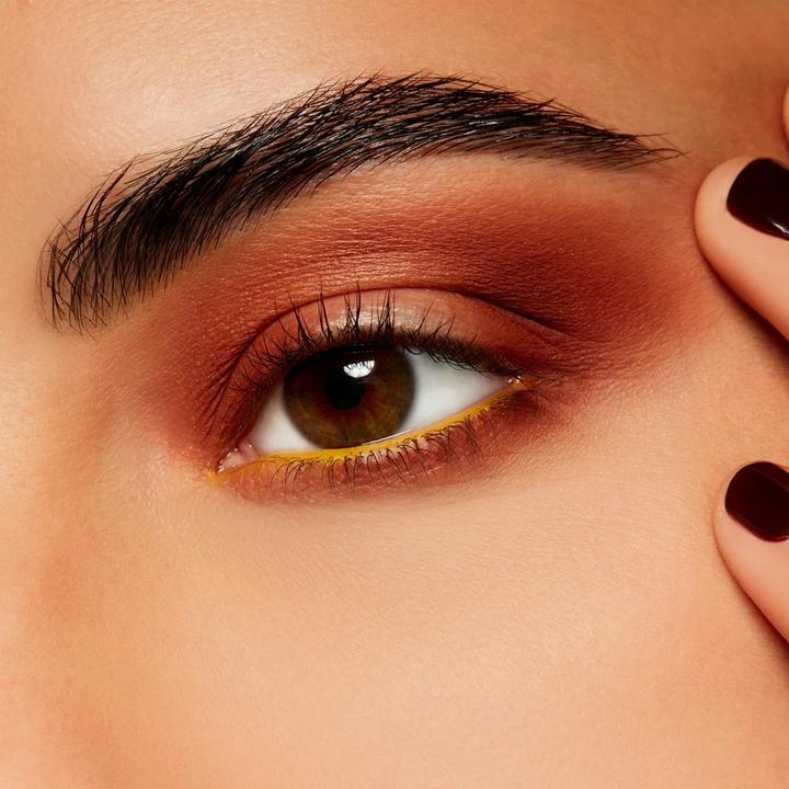 Actual product image MAC Cosmetics Small Eyeshadow Matte Brown S. (Brown)