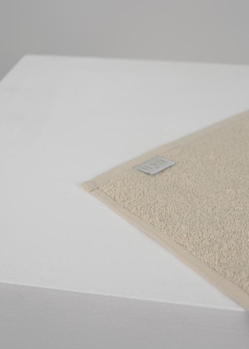 Actual product image Jiya Woven Plush (30 x 30 cm)