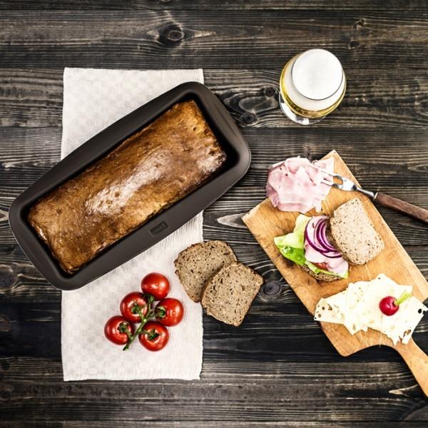 Actual product image Lurch King cake