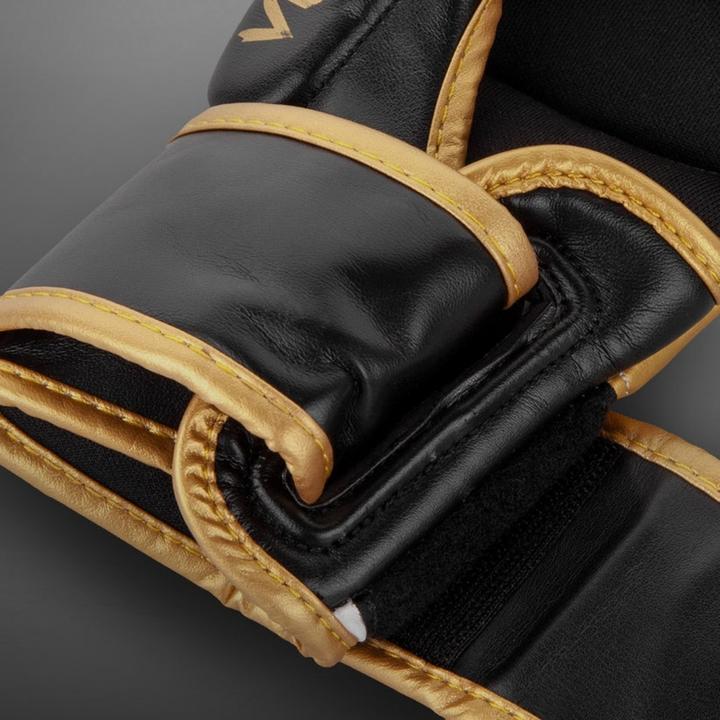 Image du produit Venum Challenger 3.0 Sparring Gloves - White/Black-Gold (8 OZ, M)