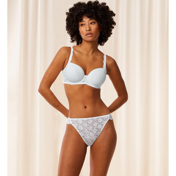 Actual product image Triumph Amourette WP (Single pack, 85 B)