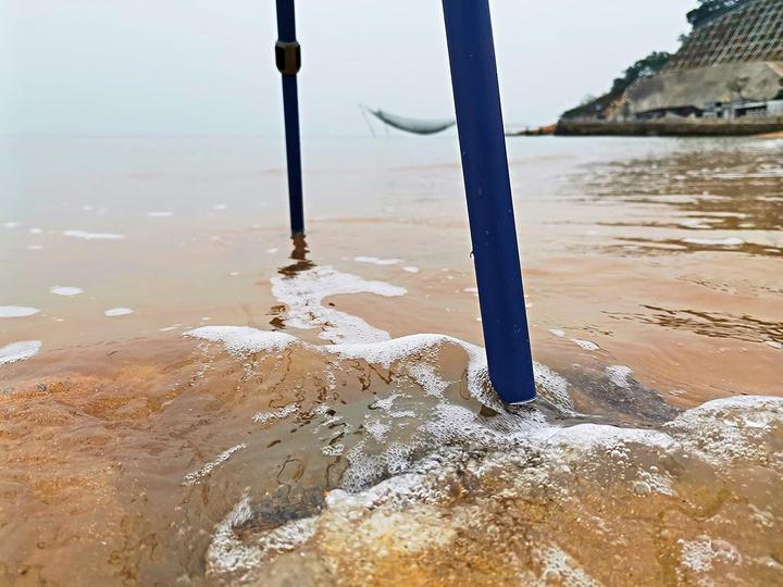 Actual product image Leofoto Poseidon Carbon Tripod LP-324C (without head) (Carbon, Metal)