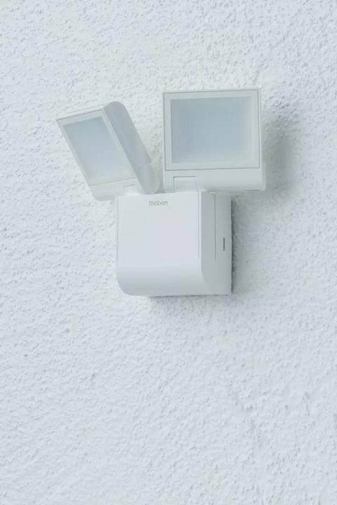 Actual product image Theben theLeda S17-100L WH