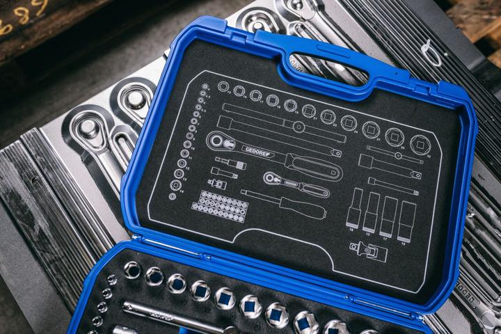 Produktbild Gedore 19 BMC 20 Steckschlüssel-Satz 1/4"+1/2" (32 mm, 19 mm, 6 mm, 12 mm, 24 mm, 14 mm, 22 mm, 16 mm, 23 mm, 10  mm, 21 mm, 18 mm, 27 mm, 7 mm, 31 mm, 17 mm, 11 mm, 5 mm, 15 mm, 26 mm, 30 mm, 8 mm, 28 mm, 9 mm, 29 mm, 13 mm, 20 mm, 25 mm, 4 mm)