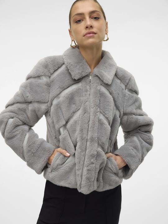 Produktbild Vero Moda VMSONJALUIS Jacke Kunstpelzjacke (XS)