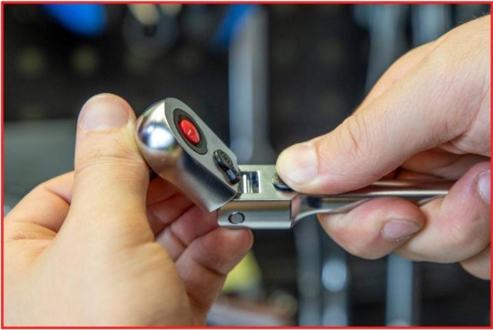 Actual product image KS Tools 3/8" SlimPOWER telescopic joint reversible ratchet (3/8")