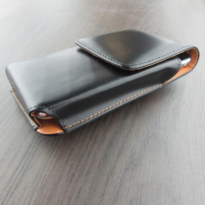 Produktbild PhoneLook Universal-Tasche Leder mit Gürtelclip (L) (Apple iPhone 6 Plus)