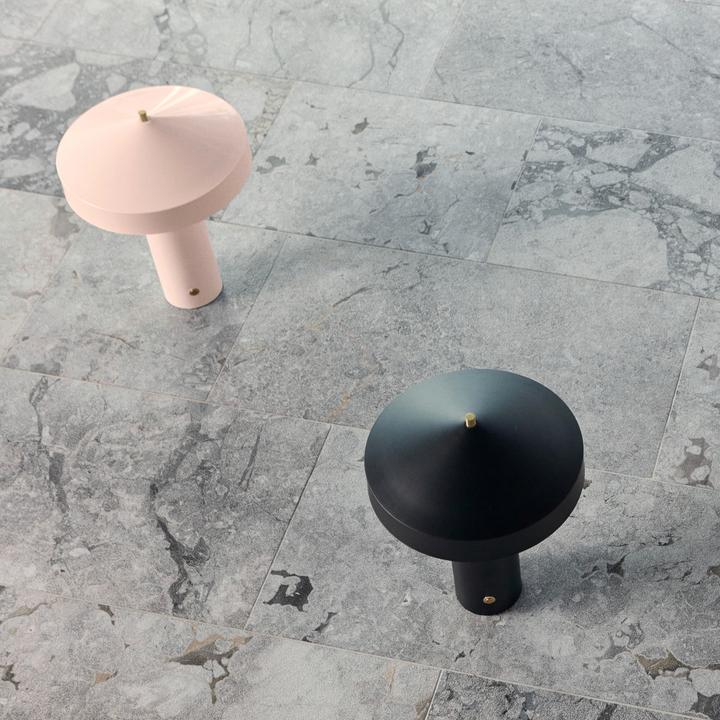 Image du produit OYOY Living Lampe de table Hatto rose clair (E27)