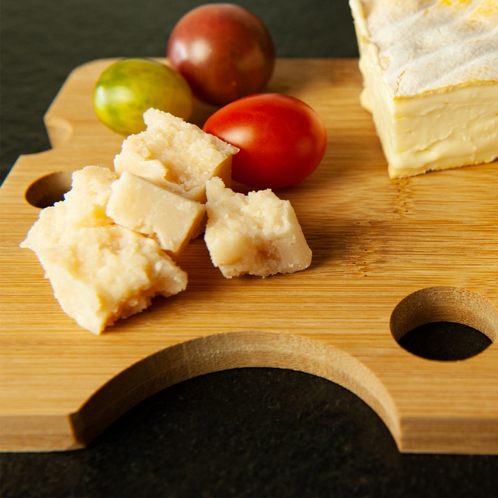Actual product image Natura Punto Swiss cheese