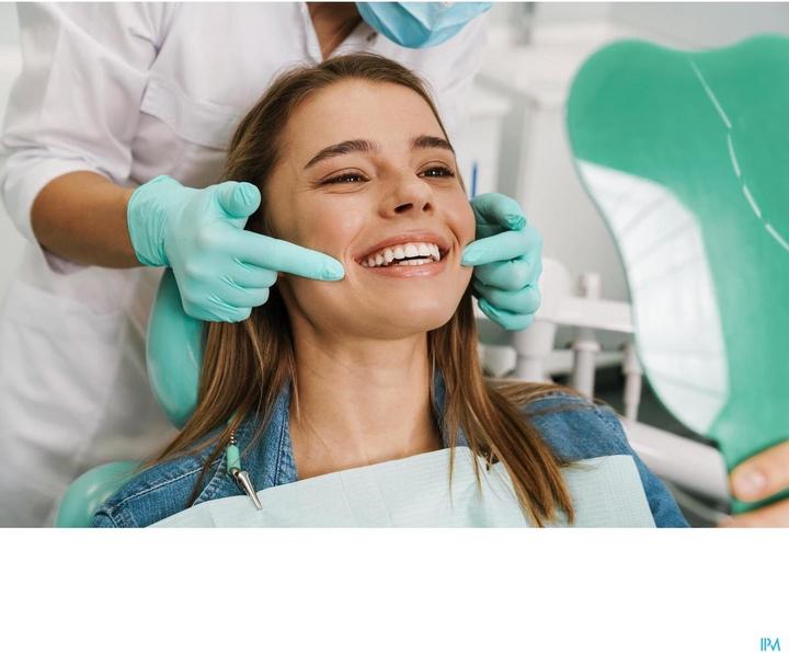 Produktbild Elgydium Clinic DentalFloss (50 m)