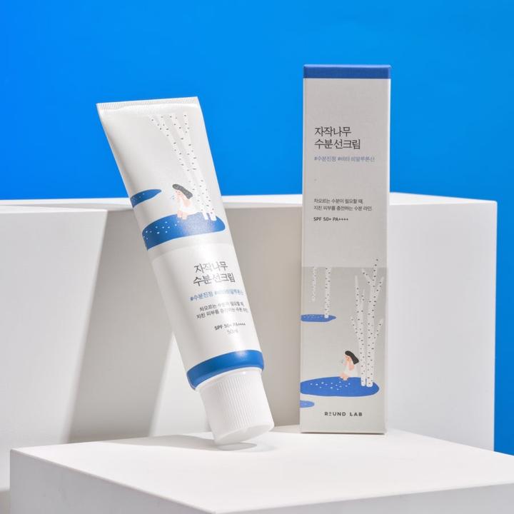 Actual product image Round Lab Moisturizing Sunscreen (Sun cream face, SPF 50+, 50 ml)