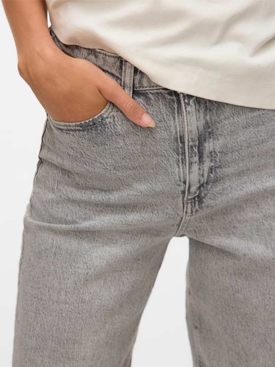 Actual product image Vero Moda Vmtessa Hr Mom Jeans Ra207 Ga Noos (W30/L34)