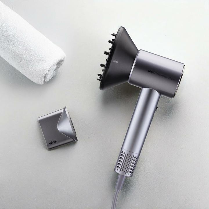 Actual product image Ufesa 60308017 (1600 W)