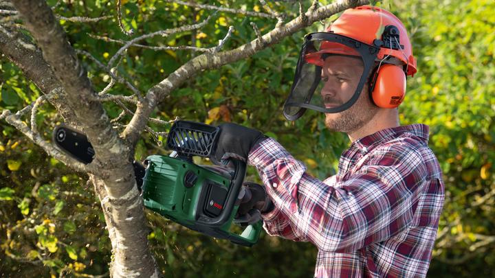 Actual product image Bosch Home & Garden AdvancedChain 36V-35-40 (Battery chain saw)