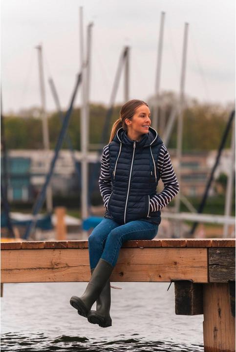 Actual product image In Linea Steppweste «Anette» (42)