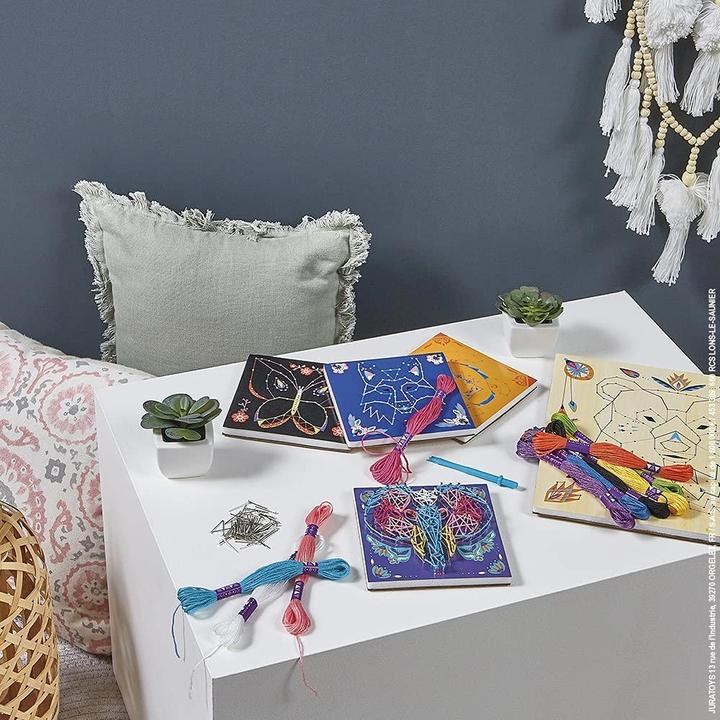 Actual product image Janod Thread Pictures Animals