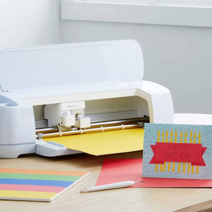 Image du produit Cricut Maker 3 + Starter-Bundle Traceur de découpe Largeur de coupe 305mm