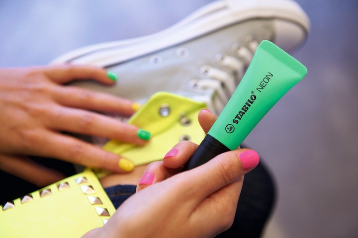 Produktbild STABILO NEON Textmarker (Pink, 5 mm, 1 x)