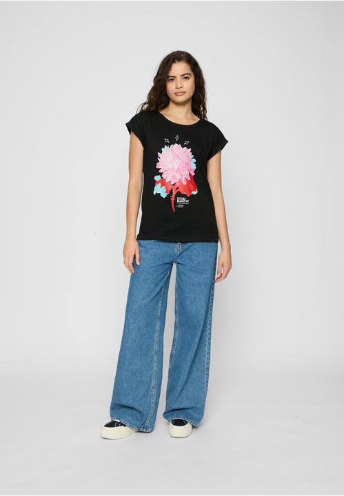 Actual product image Mister Tee Ladies Future Season Tee - 19689 (XS)