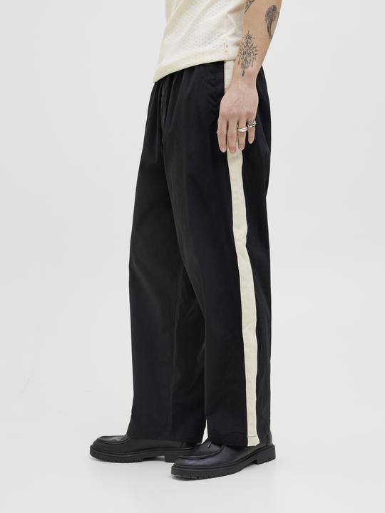 Actual product image Jack & Jones Jpstowen Jjtechpanel Jogger Styd Aw24 Ln (S)