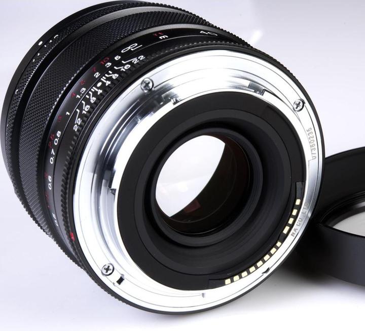 Immagine prodotto Voigtländer Nokton 40mm / 1.2 asph. (Canon RF, Full frame)