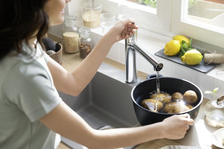 Image du produit hansgrohe HG Mitigeur monocommandé pour évier Zesis M33 160, douchette extractible, 2 jets chrome