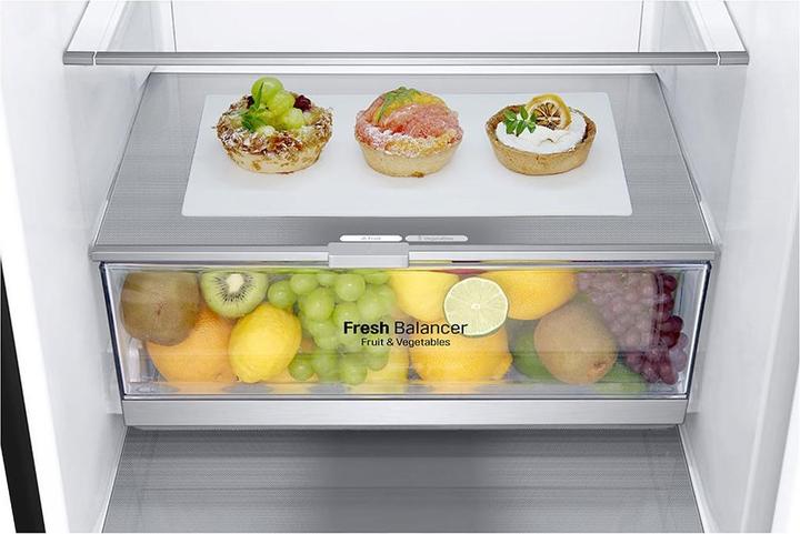 Produktbild LG GBB72MCDMN koel-vriescombinatie Vrijstaand 384 l E Zwart (384 l)