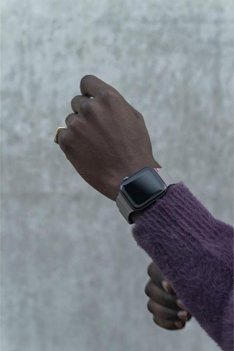 Produktbild Cyberport magnetisches Silikonarmband LITE Dunkel Taupe 38-40mm (Silikon)