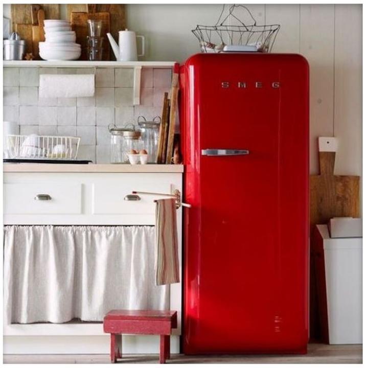 Actual product image Smeg FAB28RRD6 Kühlschrank Rechtsanschlag Rot 50's Style (270 l)