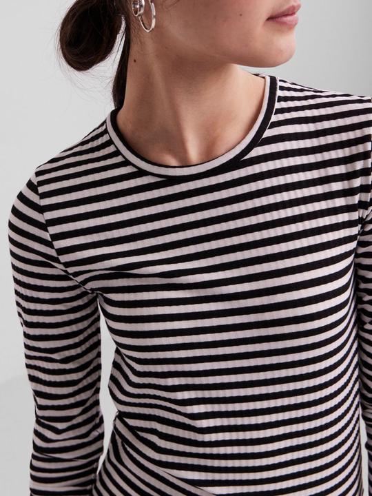 Actual product image Pieces Striped top with long sleeves (L)