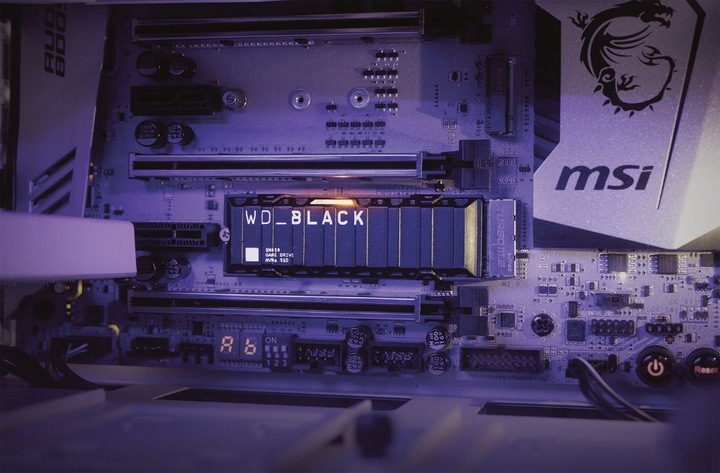 Actual product image WD Black SN850 with Heatsink (Retail) (1000 GB, M.2 2280)