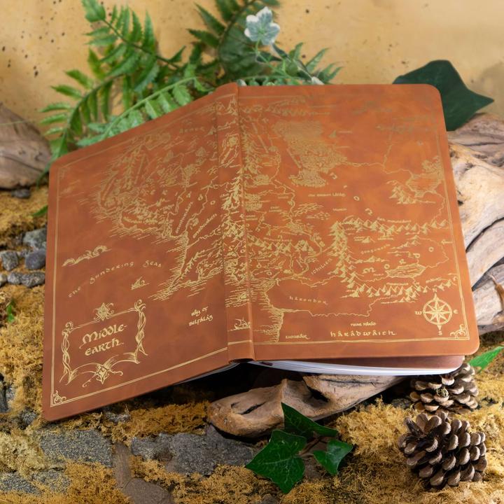 Produktbild Noble Collection Der Herr der Ringe Tagebuch Map of Middle-Earth 240 Seiten (Blanko)