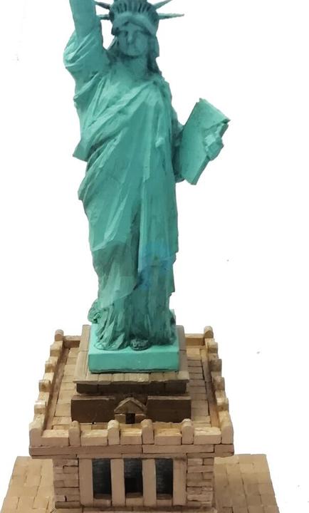 Immagine prodotto Block Cuit. Kit modello 3D in ceramica - Statua della Libertà New York (11,5 x 39 x 11,5 cm)