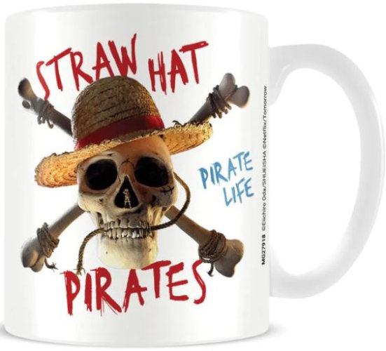 Produktbild Pyramid One Piece Live Action Tasse Straw Hat Pirate Emblem (315 ml, 1 x)
