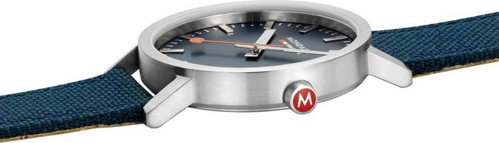 Productafbeelding Mondaine Classic - von der Natur inspiriert (Analoog horloge, 40 mm)